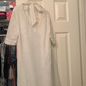 White altar’s state dress! Tie in back